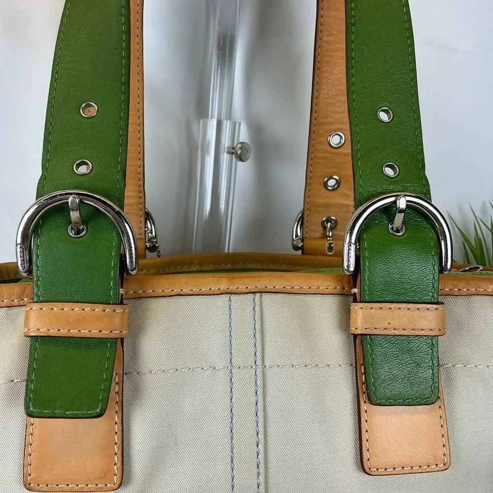 Coach 5gul 4428
